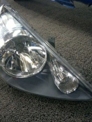 フィット GD1 右ヘッドランプ